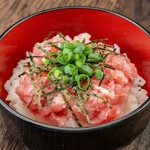 【ネギトロ丼】国産まぐろ使用!とろけるような舌触りで〆に最高の逸品!