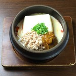 香り高い胡麻を練りこんだピリ辛坦々味噌を豆乳でマイルドに