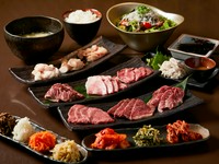 ■キムチ盛合せ
■韓国海苔
■チョレギサラダ
■タン
■あご肉
■赤身ロース
■豚ロース
■ホルモン2種
■白米
■わかめスープ