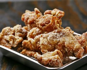 오기마치 응원단 오이타로부터 주는 철판구이 카츠오