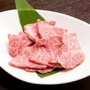 主にお腹周りのお肉。焼肉の定番