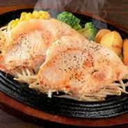 主にさつまいもを食べている品種。豚ですがクセがなくジューシー