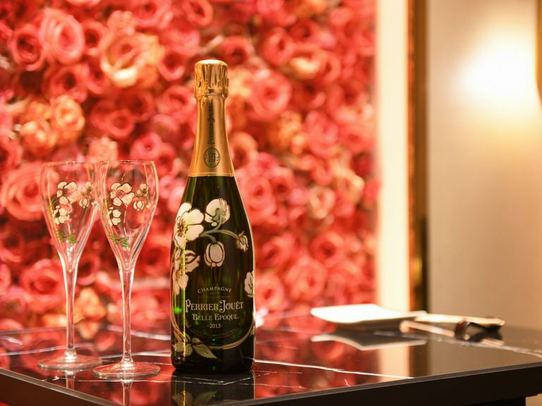 完全個室の空間は周りの視線が気にならない二人だけの特別な空間