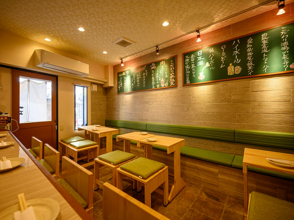 「明日は友人と鉄板料理に舌鼓」女性同士も気兼ねなく足を運べる