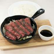 150ｇ 1,430円
300ｇ 2,420円
※ライス大盛り・・・＋165円