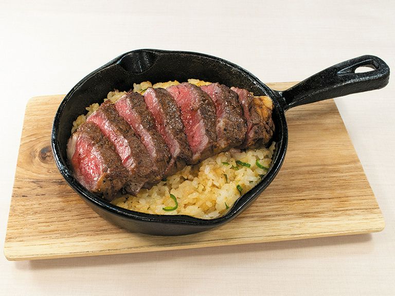 【土日祝日のみ販売】キューブロール&ガーリックライス