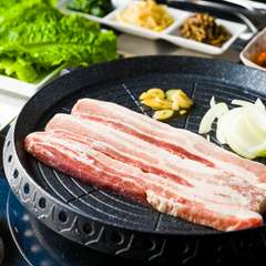 みんなでワイワイ楽しめる『サムギョプサル　2,3人前』