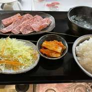 ランチは比較的入りやすい雰囲気でリーズナブルにご提供しております。