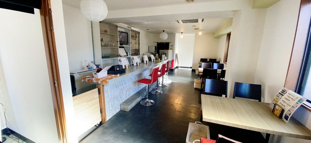 落ち着いた店内でゆっくりお酒を