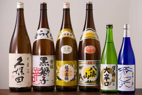 各種日本酒取り揃えております。