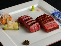 和牛ならではのしっとり感『サーロインとウチモモのステーキ』