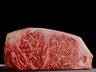 全国各地の産地から届く「こだわりの国産食材」