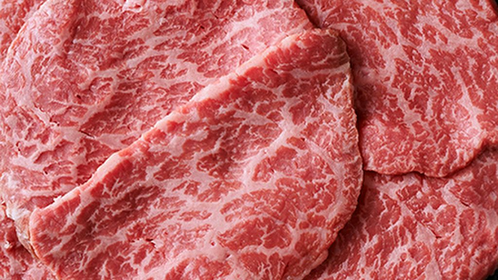 A5和牛も入った豪華な！【満足プラン】もちろん、飲み放題込みのお得コース。納得の内容です