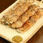 波打つ豚バラ串はやみつき間違いなし

