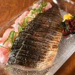 脂がのった〆さばは酒にあう!ハーフ638円
