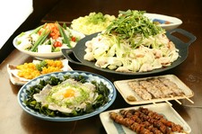 選べるメインのついた博多道場の定番メニューがついた一番人気の料理コース！