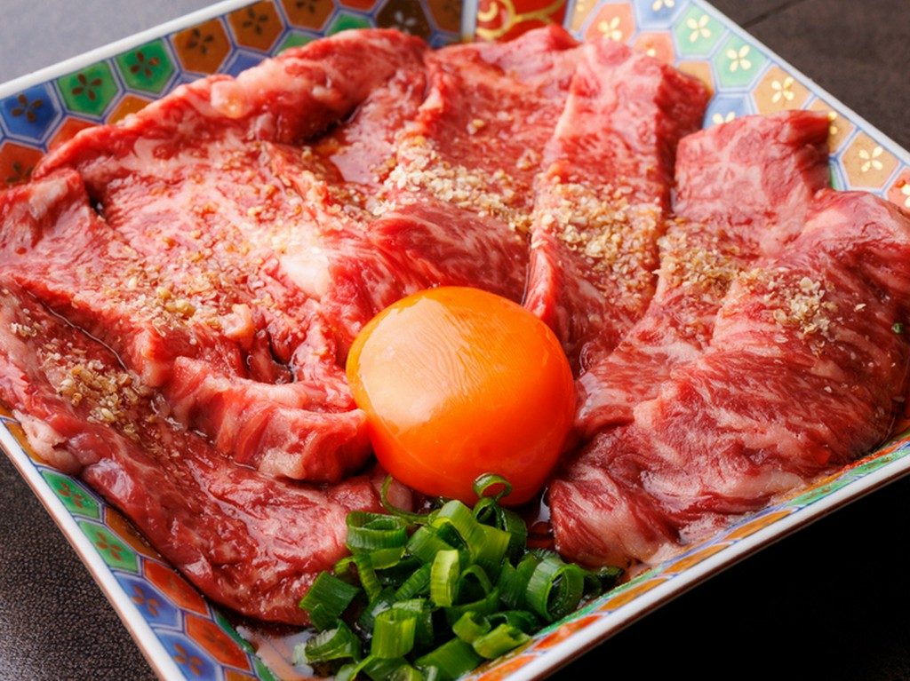 「仙台牛」をはじめ、自身の目で選び抜いた素材