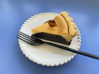 カシューナッツを使用したタルト生地から手作り！
昔ながらのチーズケーキです！