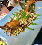 鶴ヶ島市とホストタウン繋がりのミャンマー産の天然海老の皇帝の海老を使用したホストタウン料理です。四年に一度の脚折雨乞の龍蛇をイメージした鶴ヶ島でしか味わえないご当地料理です。(三日前注文)