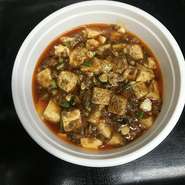 当店看板メニューの四川麻婆豆腐。