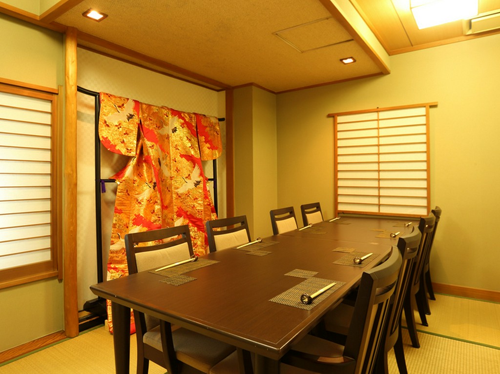 特別な日にこそ訪れたい。熟練の職人技で提供される珠玉の一握り