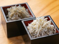 鮮度抜群！自慢の『釜揚げしらす＆生しらす』