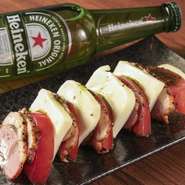 使用する食材もお酒も、まずは自分で確認してから