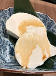 他にないほどクリーミーで優しい口当たりのおとうふです。
