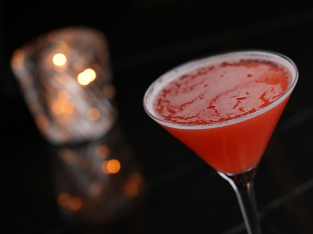 さまざまなドリンクのペアリングで構成する、オリジナルカクテル