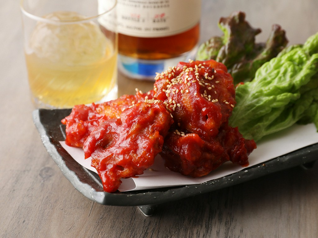 お酒のお供にたまらない逸品『ヤンニョムチキン』