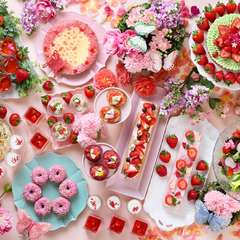 『ランチ＆スイーツ “Strawberry Flower Garden”』