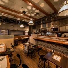 お一人様でのご利用もお気軽にできるカウンター席をご用意！