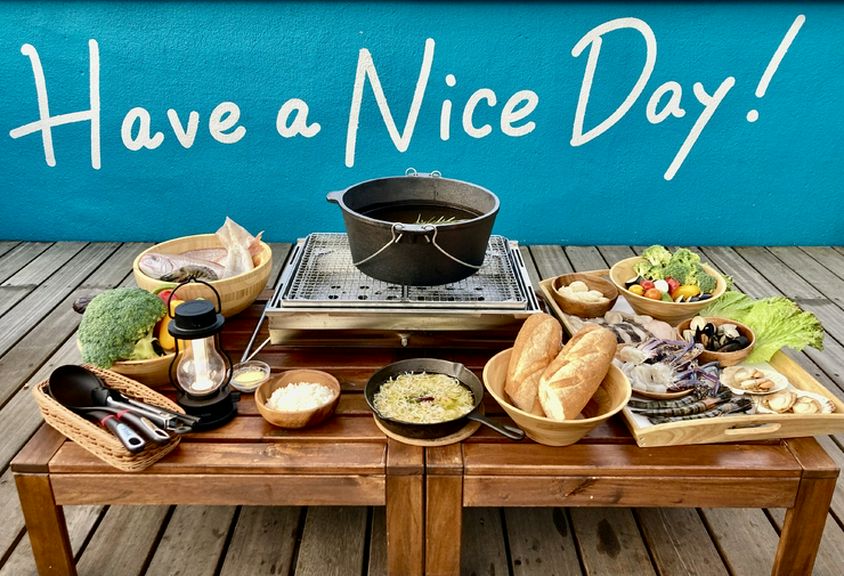 待望の冬季限定プラン登場!!
魚介の出汁からこだわった、特製ブイヤベース風鍋ができました!