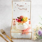 大切な日にぴったりの「アニバーサリーブーケボックス」に、特別なメッセージをお載せいたします。