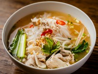 ミニライス・サラダ・デザート付