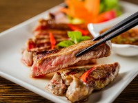 タイ東北部牛肉ステーキ