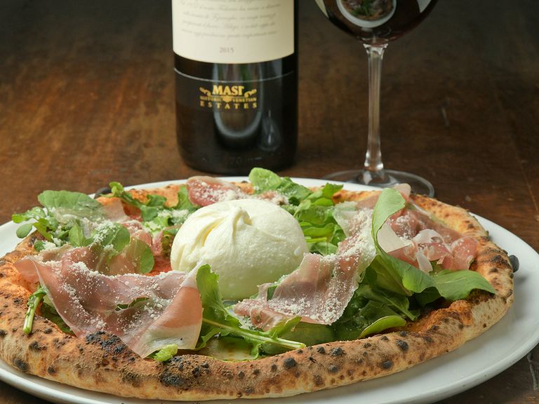 時には夫婦で。ワインとイタリアンを大切な人と共に味わう幸せ