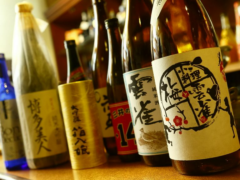 女将・大将の地元の酒を中心に希少な酒を用意