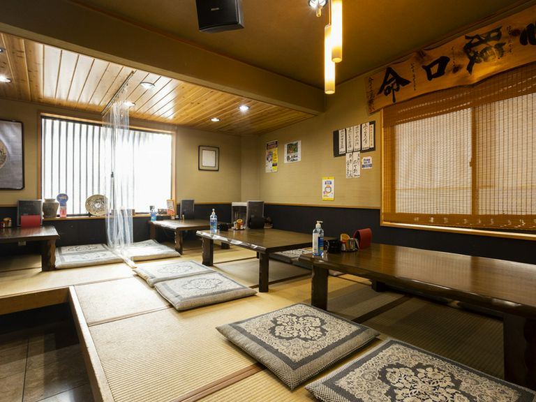 落ち着いた雰囲気の小上がり座敷を設置