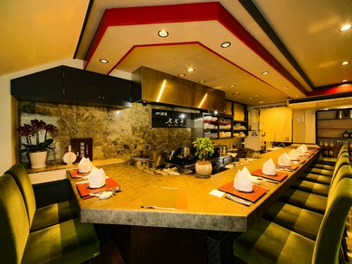 見て楽しく、食べて美味しい！　カウンター中華の醍醐味を堪能