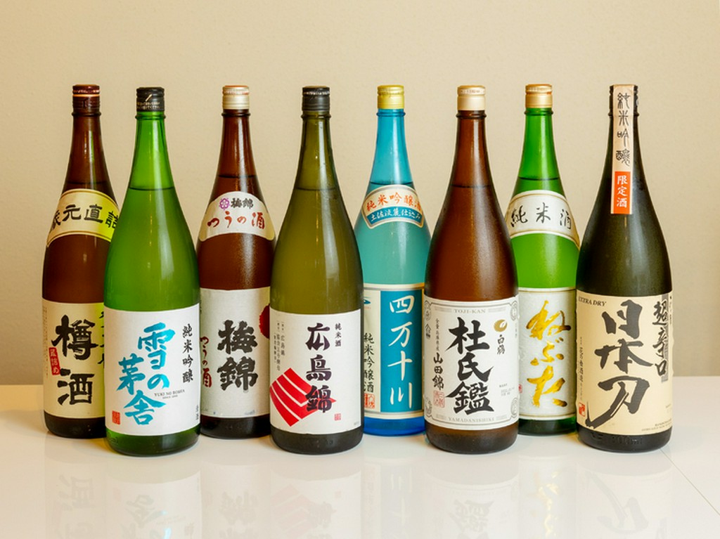 お寿司と合わせて堪能できる、季節の日本酒がラインナップ