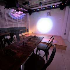 ステージ有、音響・照明演出可能！小規模イベントにも◎