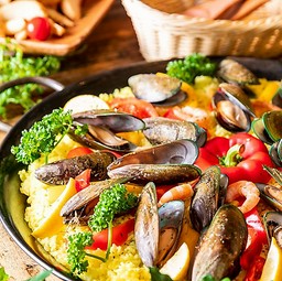 スタンダードコース！貸切2.5時間、料理10品、飲み放題70種付