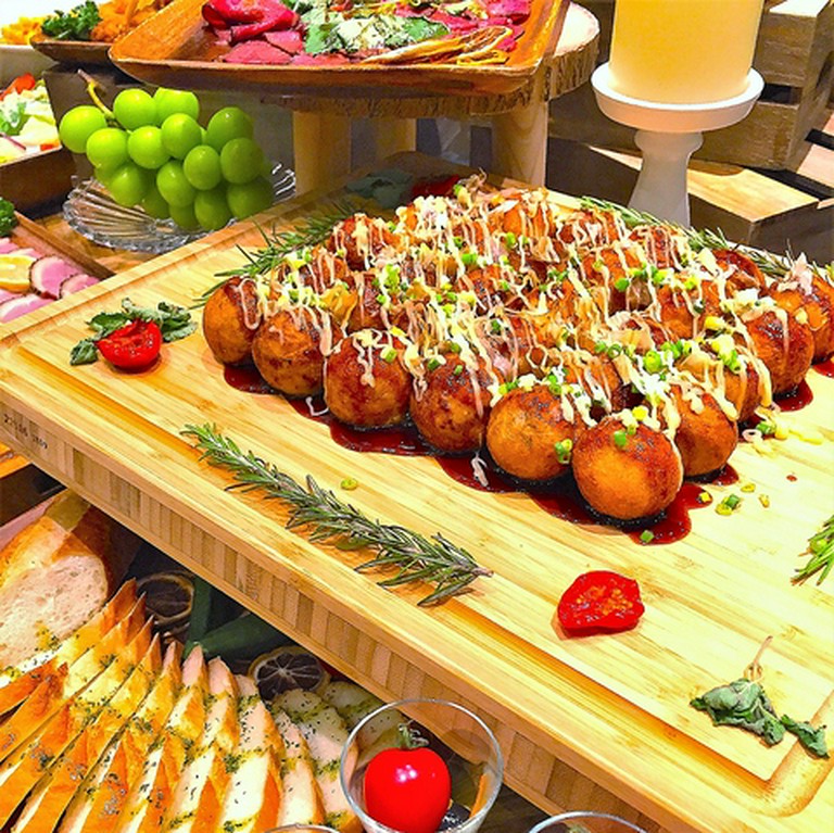 ねぎたっぷりの名物！揚げたこ焼き