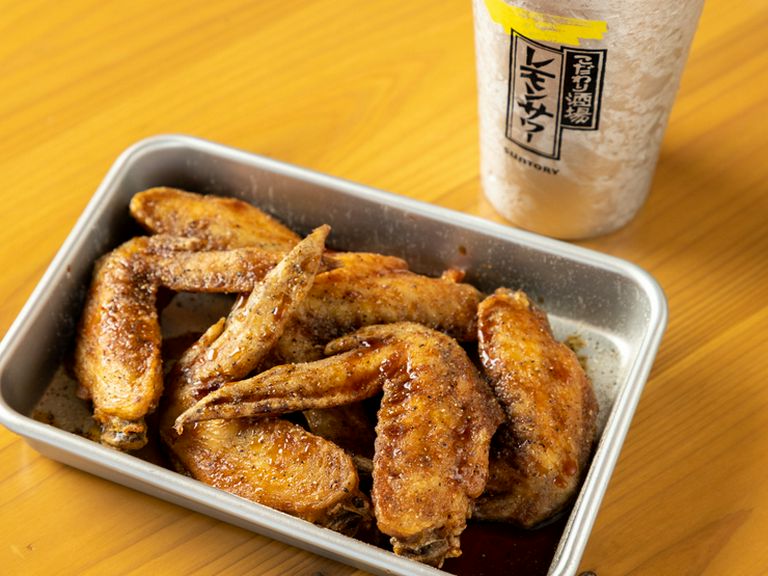 もう一つ、また一つと手が伸びる『おしゃぶり手羽先』