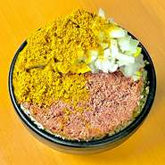 食卓の人気メニューがもんじゃスタイルに！？ビーフシチュー、カレー、クリームシチュー。本日はどちらがお好みですか？（「明太クリーム」「カレーコンビーフ」「旨牛すじデミ」）
