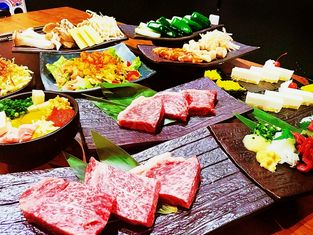 市中心文字烧铁板烧 Pinzoro