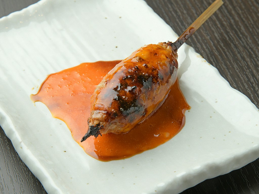 甘いタレとコリコリとした食感がクセになる『つくね』