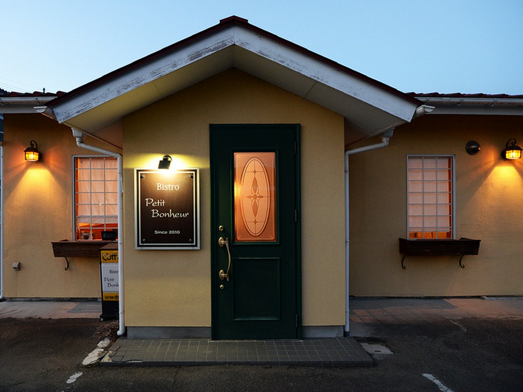 和やかなムードで、気軽に利用できるフレンチビストロ