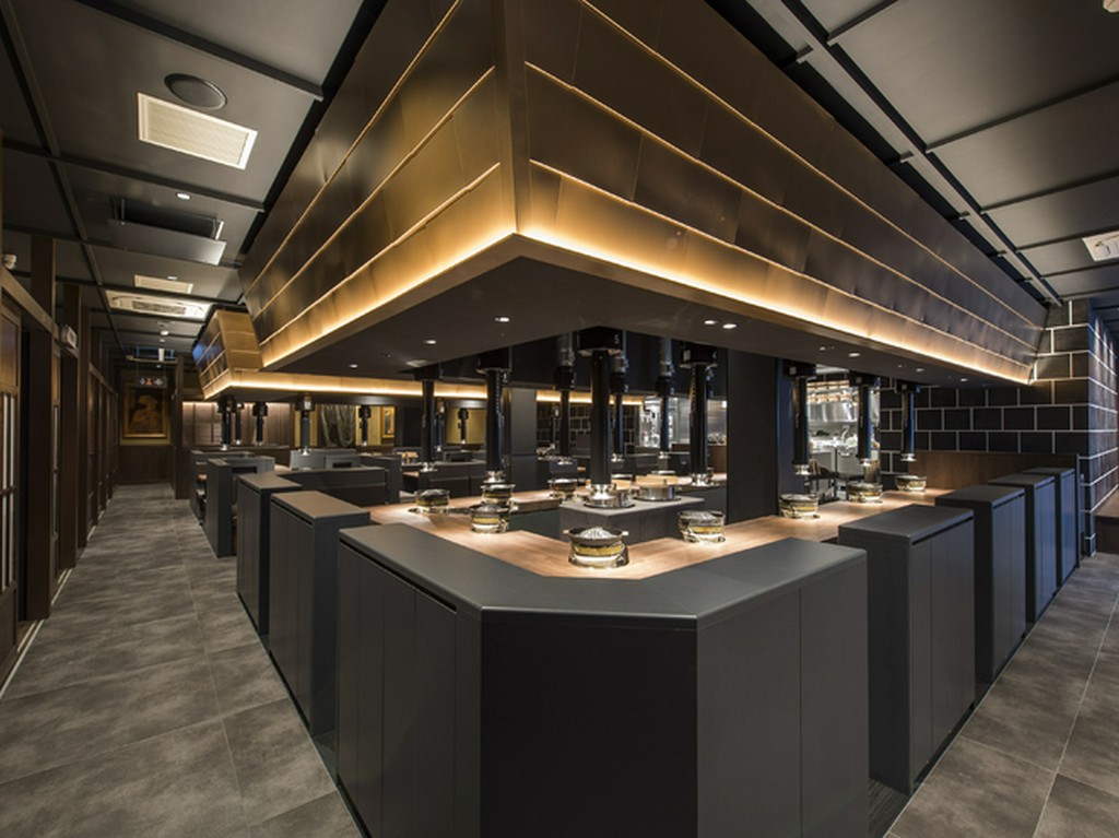 お一人様にも配慮したお席をご用意しております。